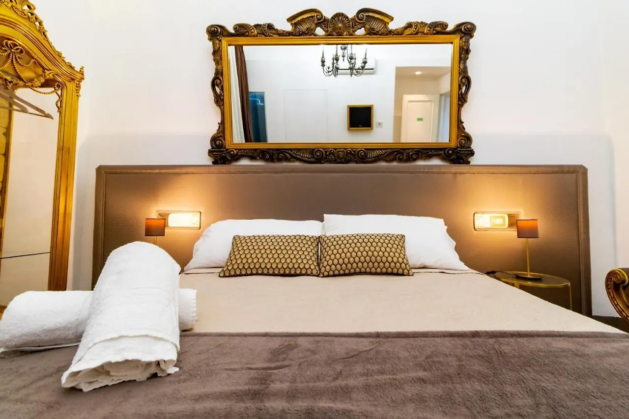 Bed & Breakfast Bed and Breakfast Pupi e Pupari Aeroporto di Catania Fontana Rossa Italia